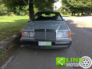 MERCEDES-BENZ 300 usata, con Airbag