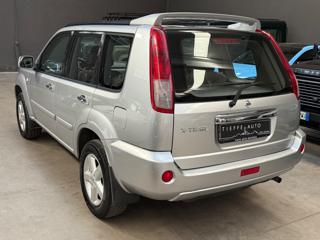 NISSAN X-Trail usata, con Autoradio
