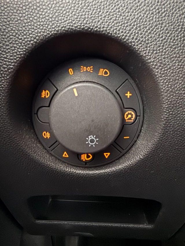 OPEL Corsa usata 19