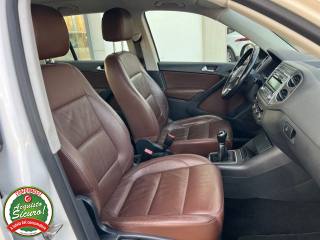 VOLKSWAGEN Tiguan usata, con Autoradio