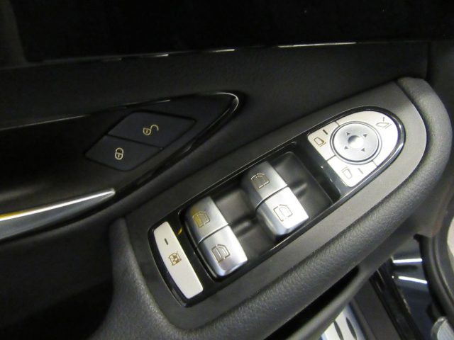 MERCEDES-BENZ GLC 220 usata, con ESP