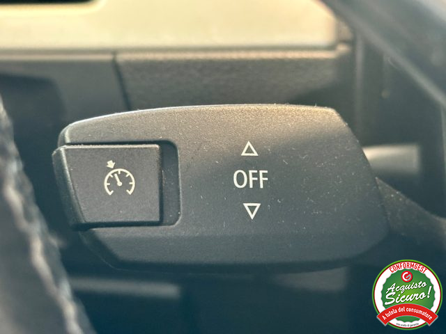 BMW 320 usata, con Fari Xenon