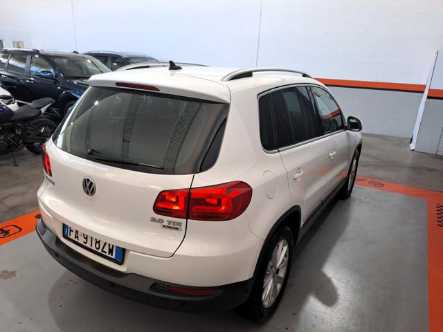 VOLKSWAGEN Tiguan usata, con Airbag laterali