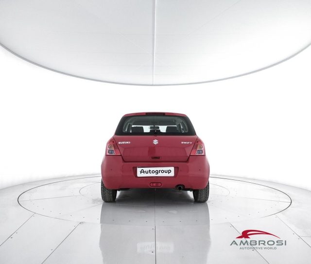 SUZUKI Swift usata 5