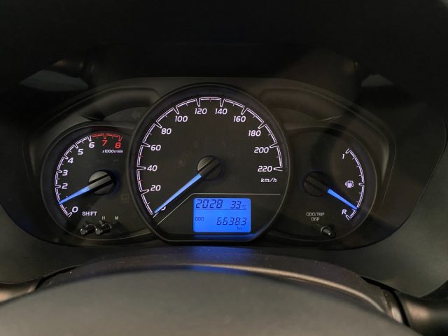 TOYOTA Yaris usata, con Controllo trazione