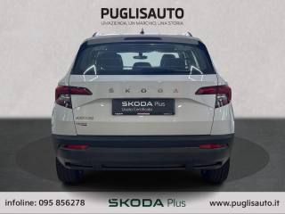 SKODA Karoq usata, con Autoradio