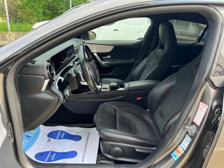MERCEDES-BENZ CLA 200 usata, con Alzacristalli elettrici