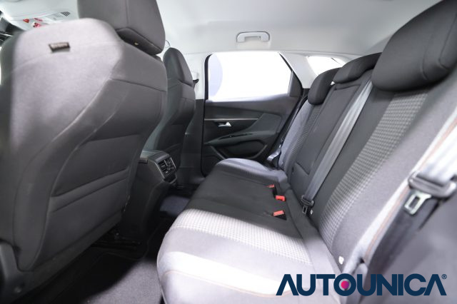 PEUGEOT 3008 usata, con Hill holder