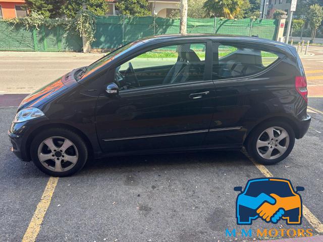 MERCEDES-BENZ A 180 usata, con Airbag