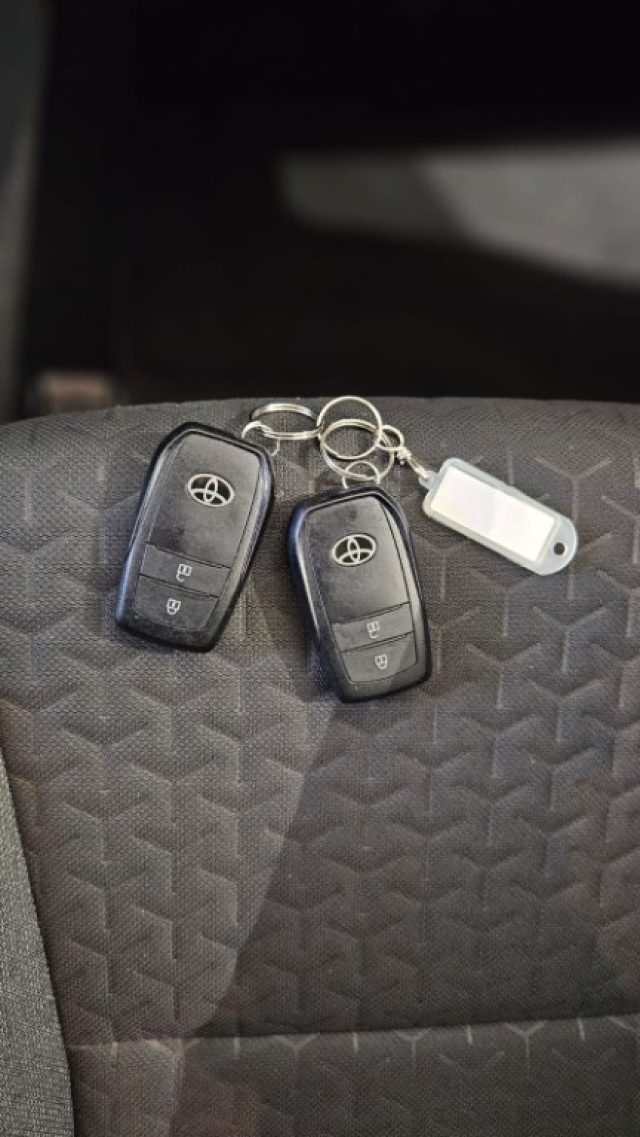 TOYOTA Yaris Cross usata, con Sensore di pioggia