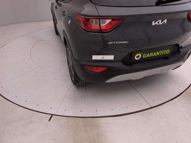 KIA Stonic usata, con Autoradio digitale