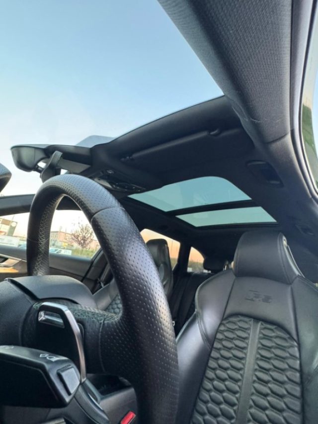 AUDI RS usata, con Autoradio digitale