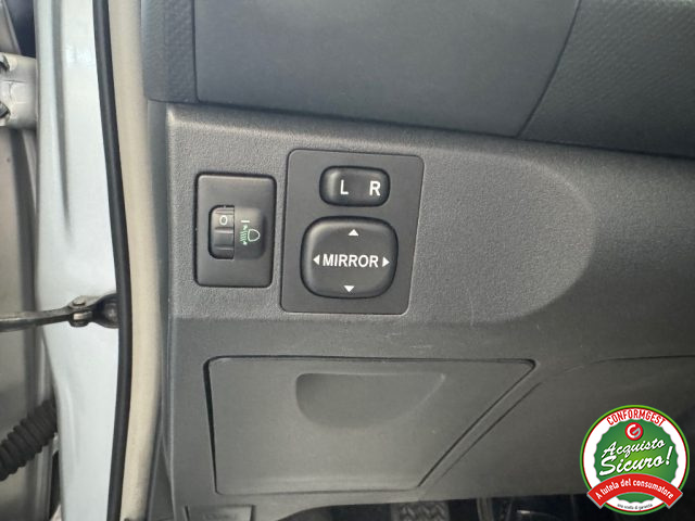 TOYOTA Yaris usata, con Sedili sportivi