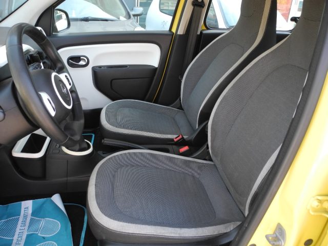 RENAULT Twingo usata, con Park Distance Control