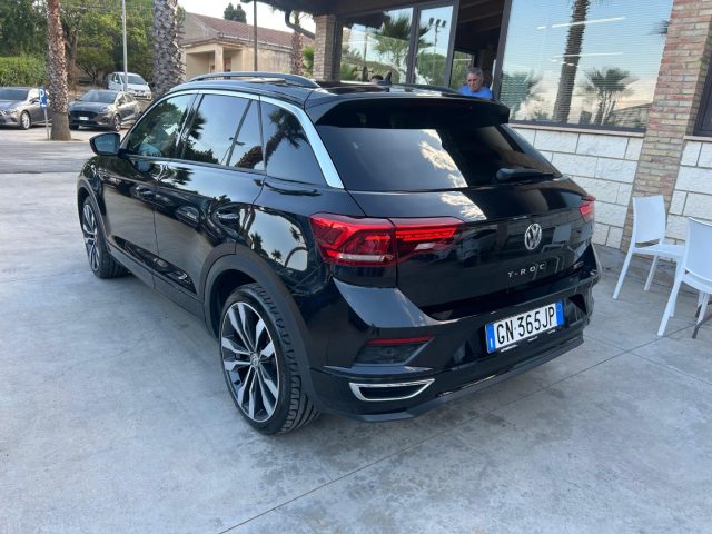VOLKSWAGEN T-Roc usata, con Alzacristalli elettrici