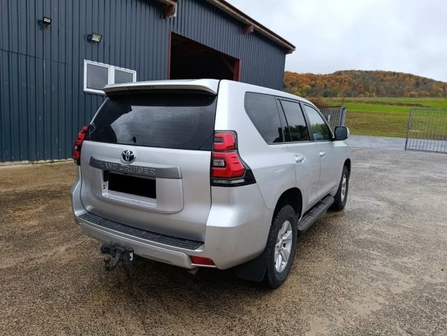 TOYOTA Land Cruiser usata, con Autoradio