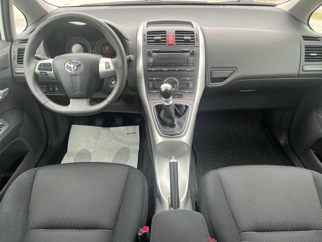 TOYOTA Auris usata, con Alzacristalli elettrici