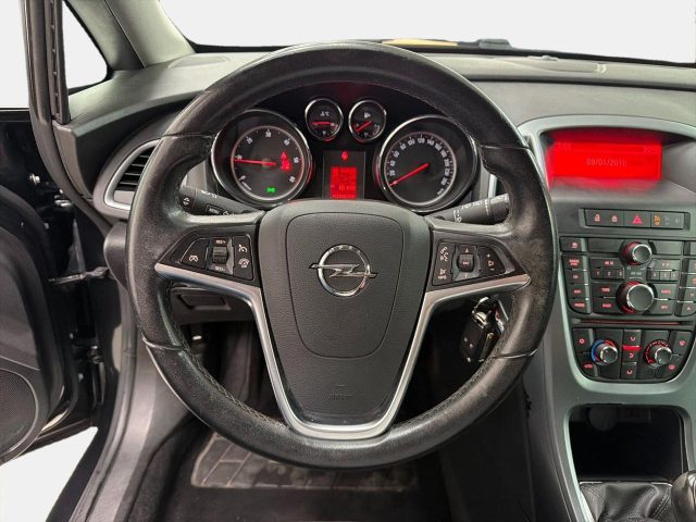 OPEL Astra usata, con Volante multifunzione