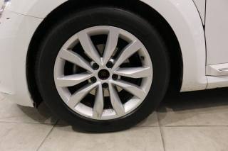 VOLKSWAGEN Maggiolino usata, con Airbag Passeggero