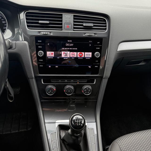 VOLKSWAGEN Golf Variant usata, con Volante in pelle