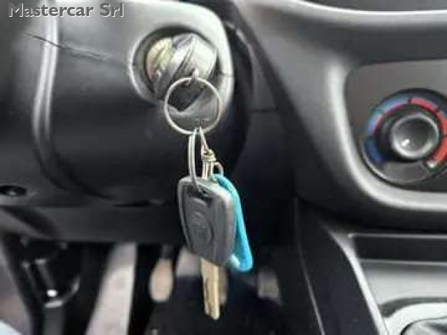 FIAT Doblo usata 13