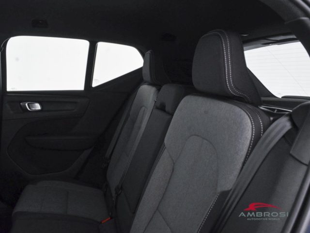 VOLVO XC40 usata 9