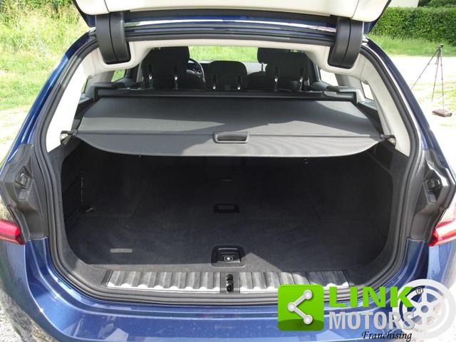 BMW 320 usata, con Leve al volante
