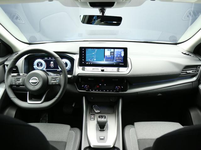 NISSAN Qashqai usata, con Controllo automatico clima