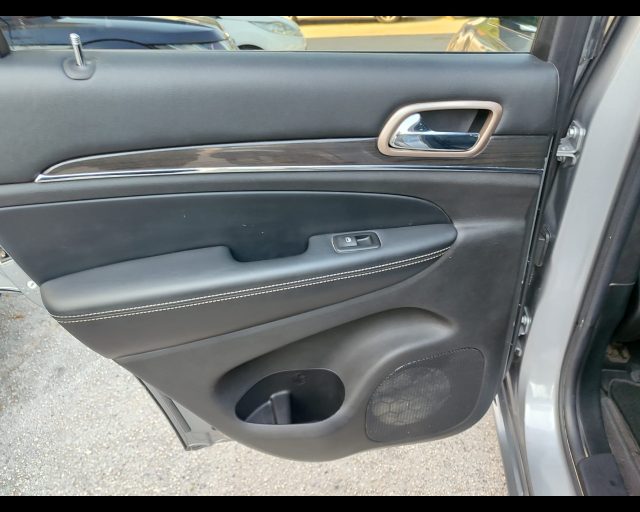 JEEP Grand Cherokee usata, con Interni in pelle