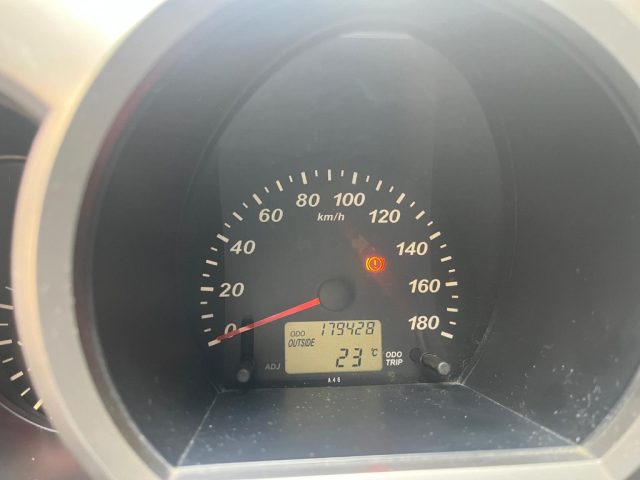 DAIHATSU Terios usata, con Autoradio