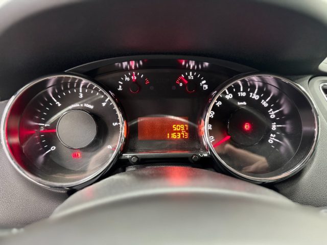 PEUGEOT 5008 usata, con Sensori di parcheggio posteriori