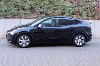 TESLA Model Y usata, con Alzacristalli elettrici