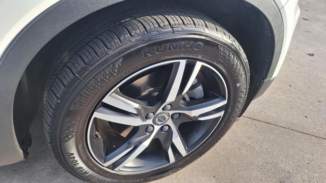 VOLVO XC40 usata, con Cerchi in lega