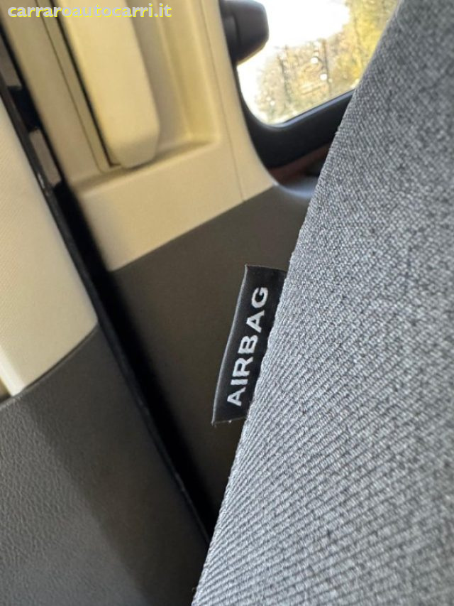 FORD Tourneo Custom usata, con Monitoraggio pressione pneumatici