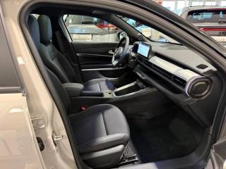 JEEP Avenger usata, con Volante in pelle