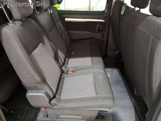 PEUGEOT Traveller usata, con USB