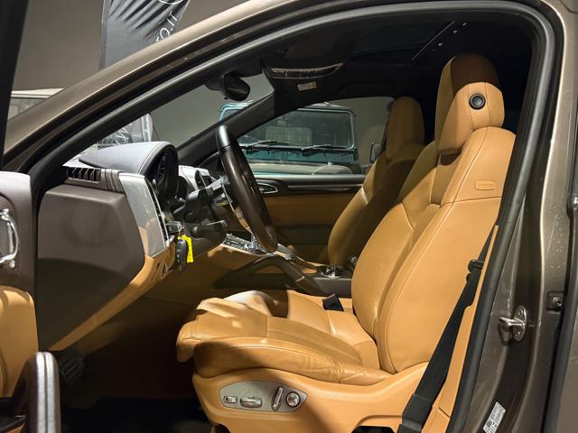 PORSCHE Cayenne usata, con Boardcomputer