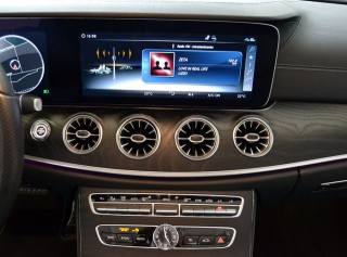 MERCEDES-BENZ E 220 usata, con Boardcomputer