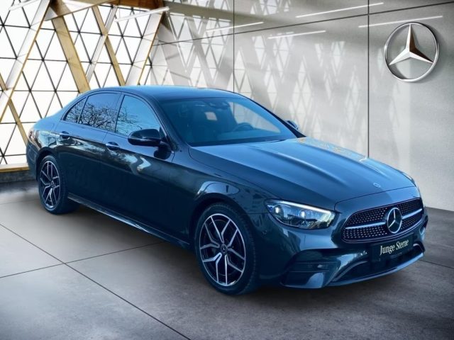 MERCEDES-BENZ E 220 usata, con Airbag laterali