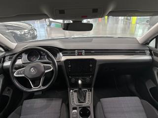 VOLKSWAGEN Passat Variant usata, con Controllo trazione