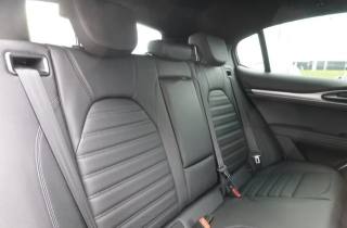 ALFA ROMEO Stelvio usata, con Vetri oscurati