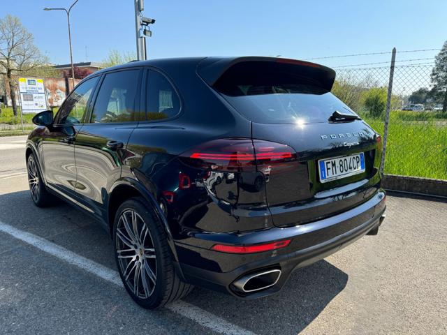 PORSCHE Cayenne usata, con Alzacristalli elettrici