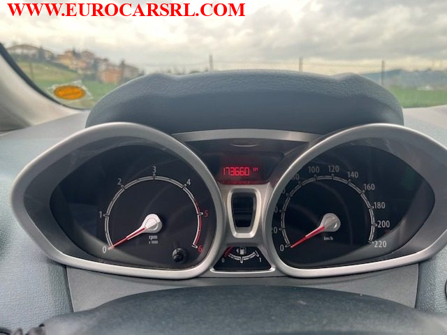 FORD Fiesta usata, con Servosterzo