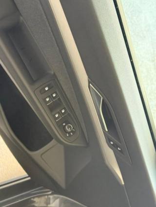 VOLKSWAGEN Golf usata, con Sensore di luce