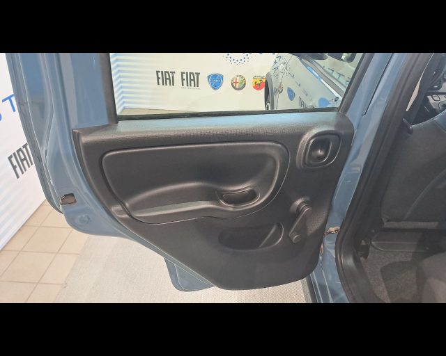 FIAT New Panda usata 18