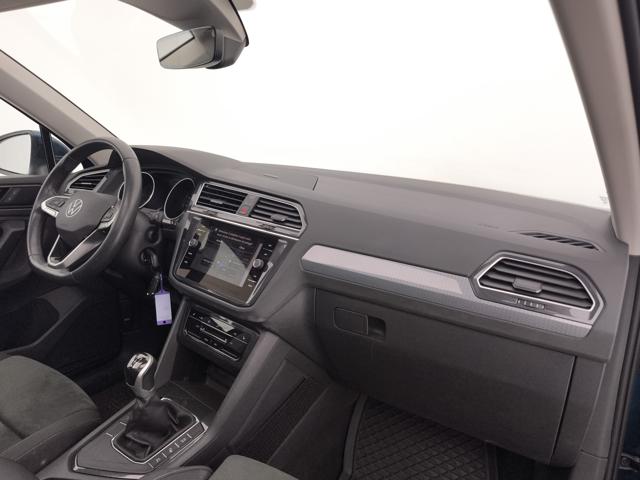 VOLKSWAGEN Tiguan usata, con Sensori di parcheggio posteriori