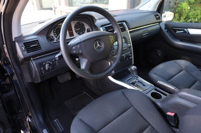 MERCEDES-BENZ B 180 usata 42