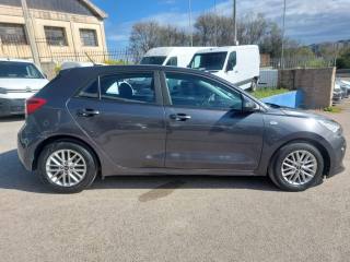 KIA Rio usata 4