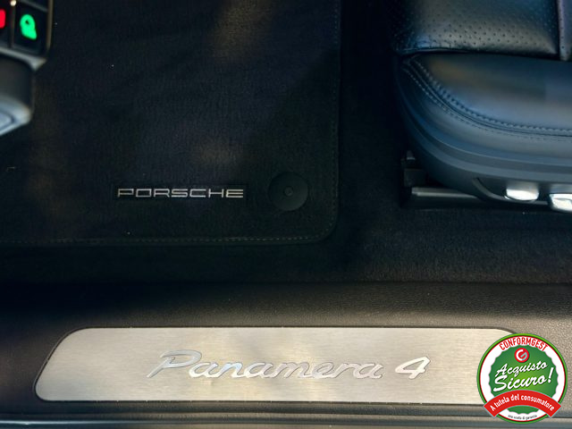 PORSCHE Panamera usata, con Climatizzatore