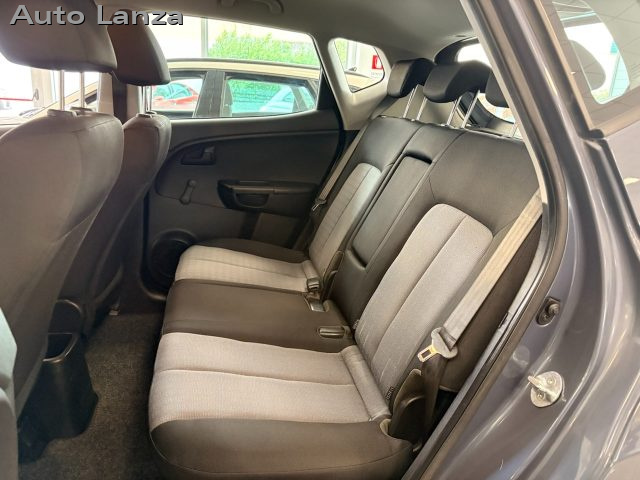 KIA Venga usata, con Autoradio